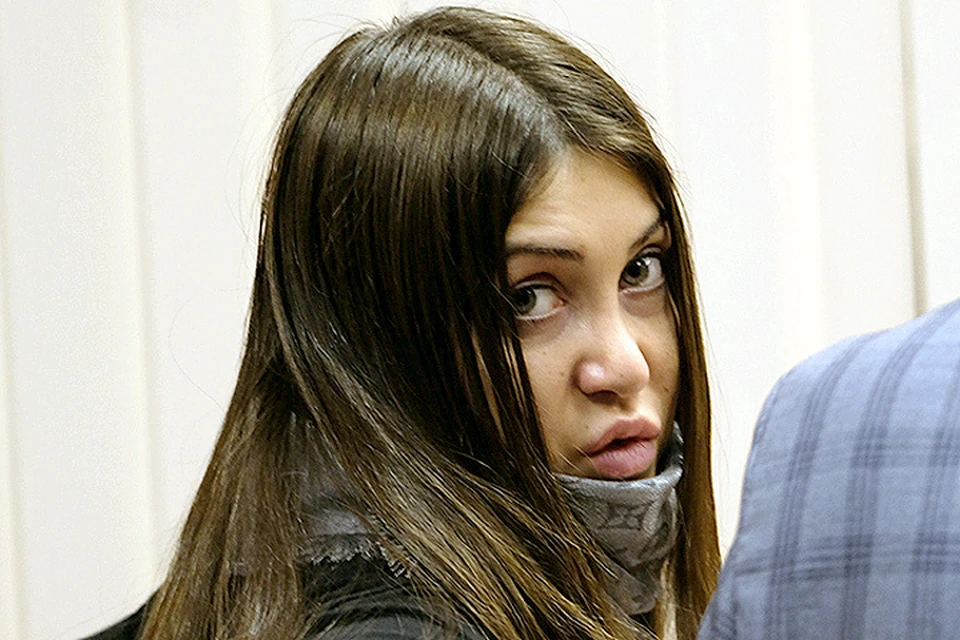 Мара Багдасарян решением суда лишена водительских прав пожизненно по медицинским причинам.