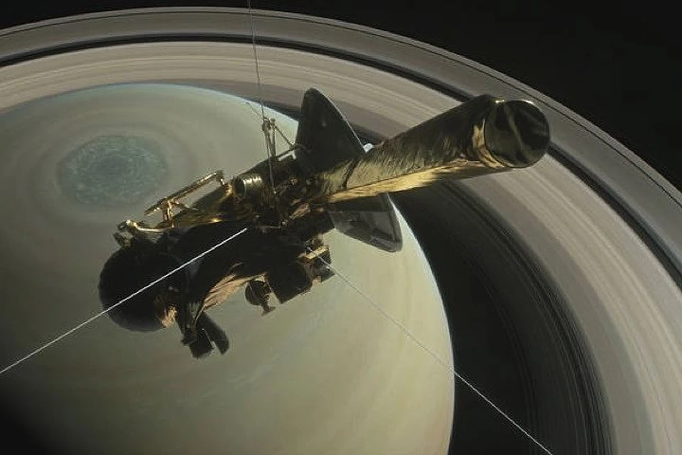 Cassini готовится закончить свой путь