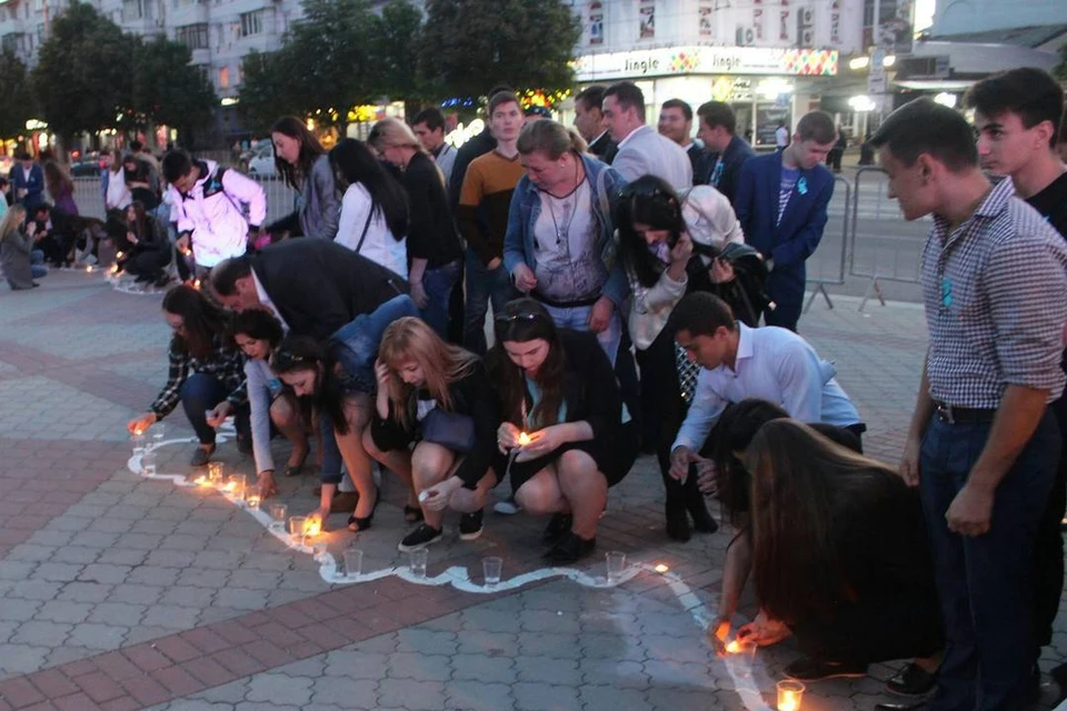 18 мая - в День памяти жертв депортации - повсеместно в Крыму проходили молебны, концерты-реквиемы и акции памяти. Фото: Заур Смирнов/ Facebook