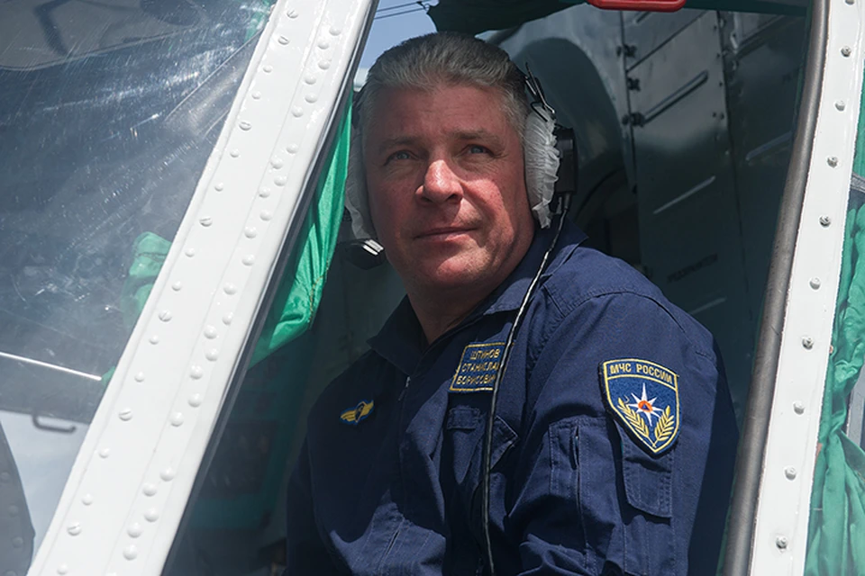 Хабаровский спасатель признан лучшим пилотом вертолета России