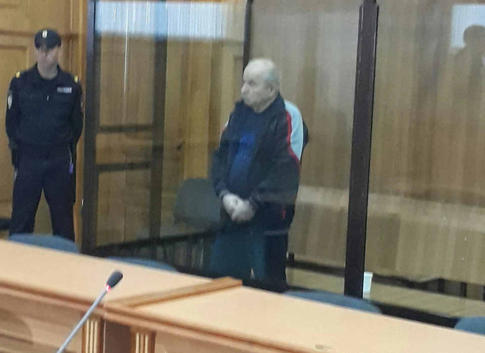 Евстафий Задельный должен выплатить пострадавшему полицейскому полмиллиона рублей. Фото: Творческая группа "Апрель".