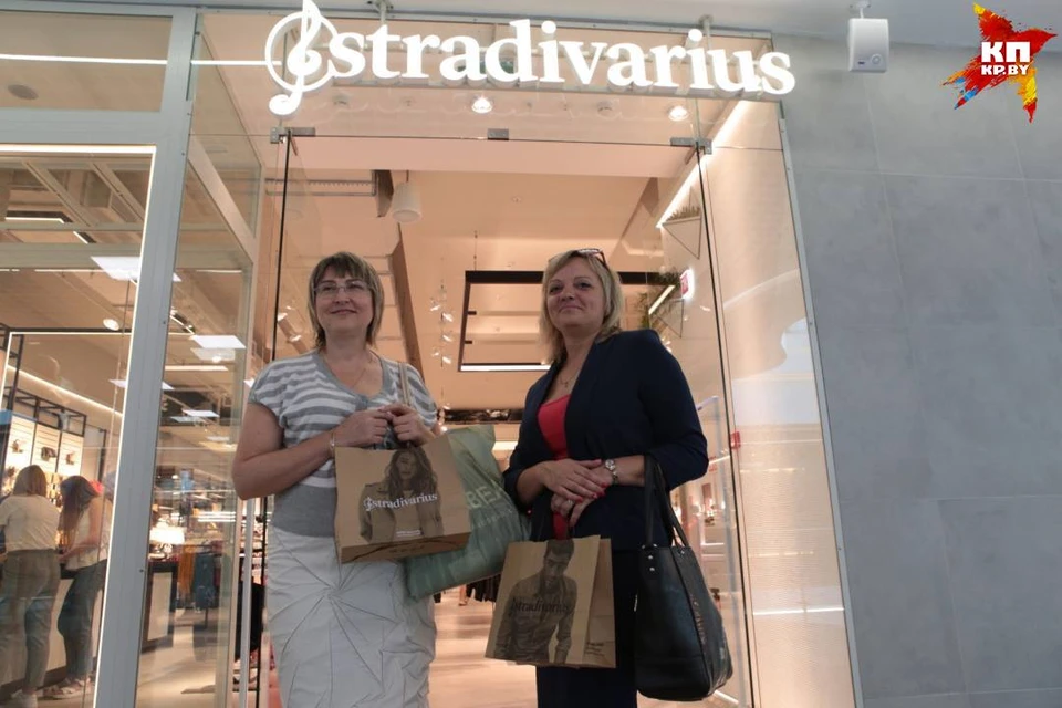 В ТЦ Dana Moll прошло открытие сразу трех магазинов брендовой одежды- Stradivarius, Bershka, Pull and Bear.