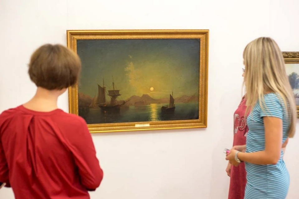 В Симферопольском художественном музее не берутся оценить "Лунную ночь" Айвазовского: "искусство бесценно".
