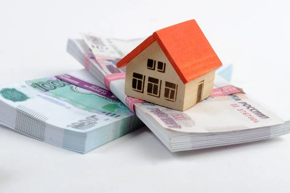В России ставки по ипотеке снизили до рекордного минимума.