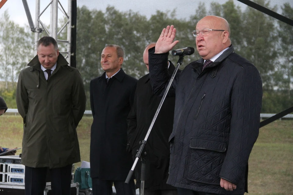 После своей отставки экс-губернатор Нижегородской области Валерий Шанцев дал наказ своему преемнику Глебу Никитину.