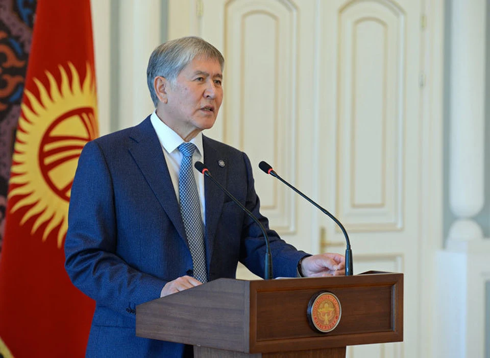 Алмазбек Атамбаев пожелал главам дипломатических миссий успехов в работе и выразил уверенность, что они будут способствовать поступательному развитию сотрудничества.