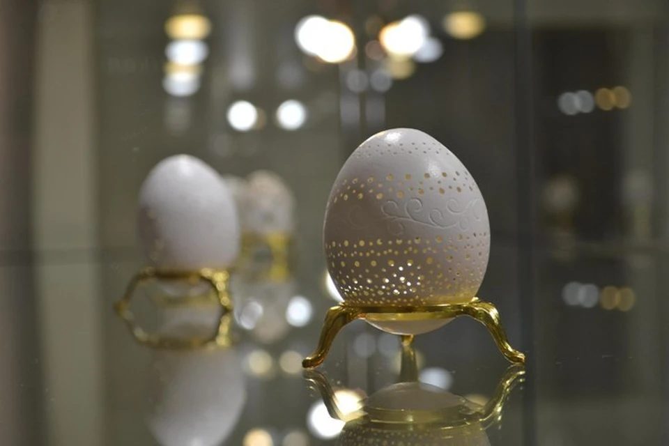 В Иркутске открылась выставка работ из яичной скорлупы