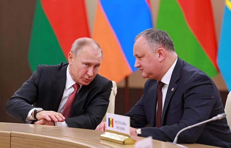 Игорь Додон и Владимир Путин пообщались в Москве.