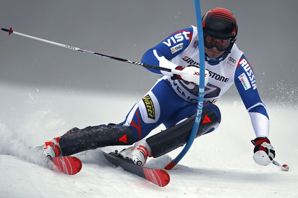 25-летний российский горнолыжник Павел Трихичев впервые в своей карьере завоевал серебро в комбинации на этапе Кубка мира.