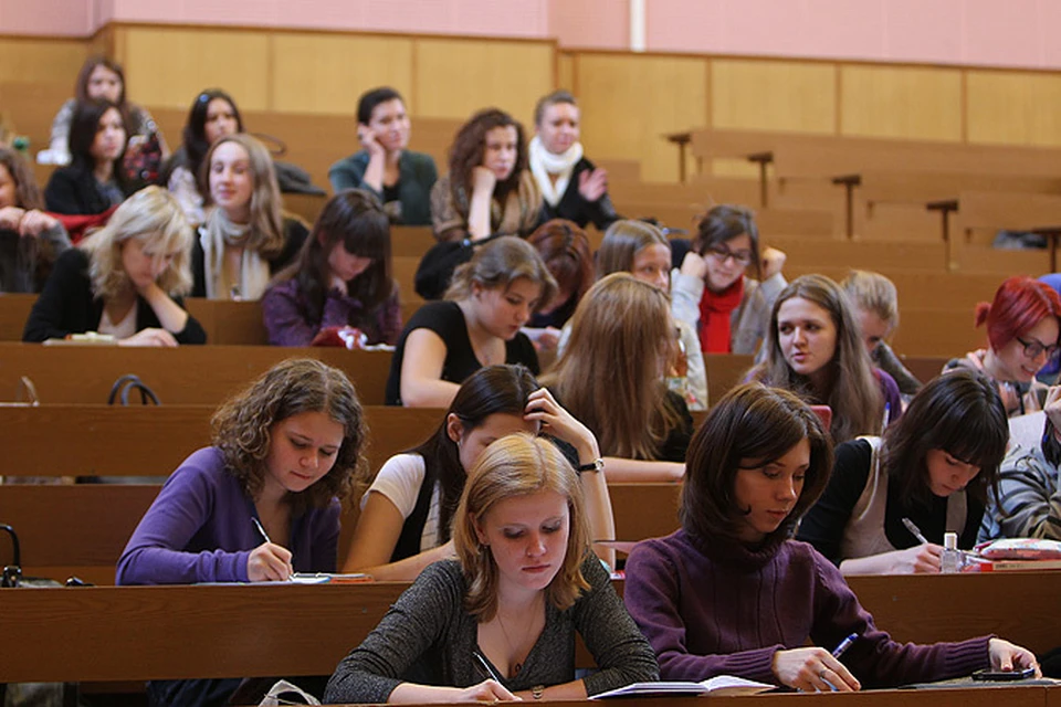 14% студентов России получают образование в Сибирском федеральном округе.