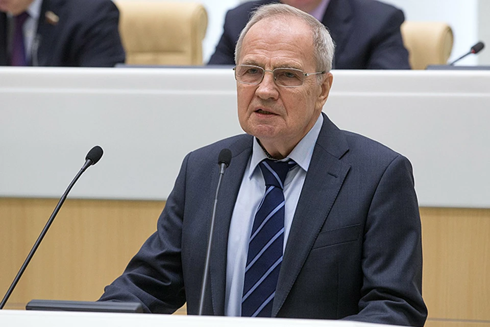 Зорькин, которому 18 февраля исполнится 75 лет, поблагодарил сенаторов за доверие