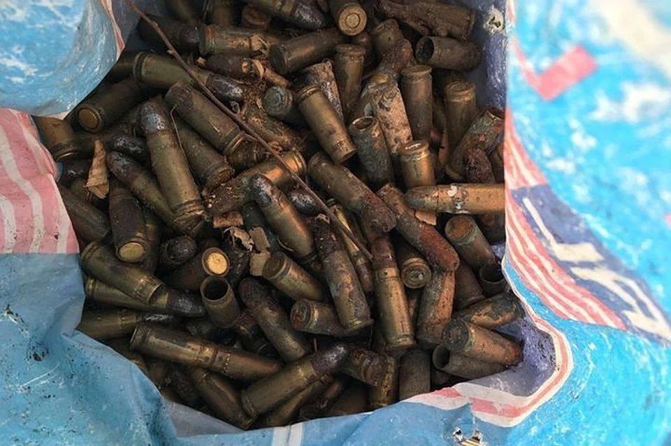 В этом году в Армянске уже находили тайник с оружием. Фото: пресс-служба Пограничного управления ФСБ России по РК