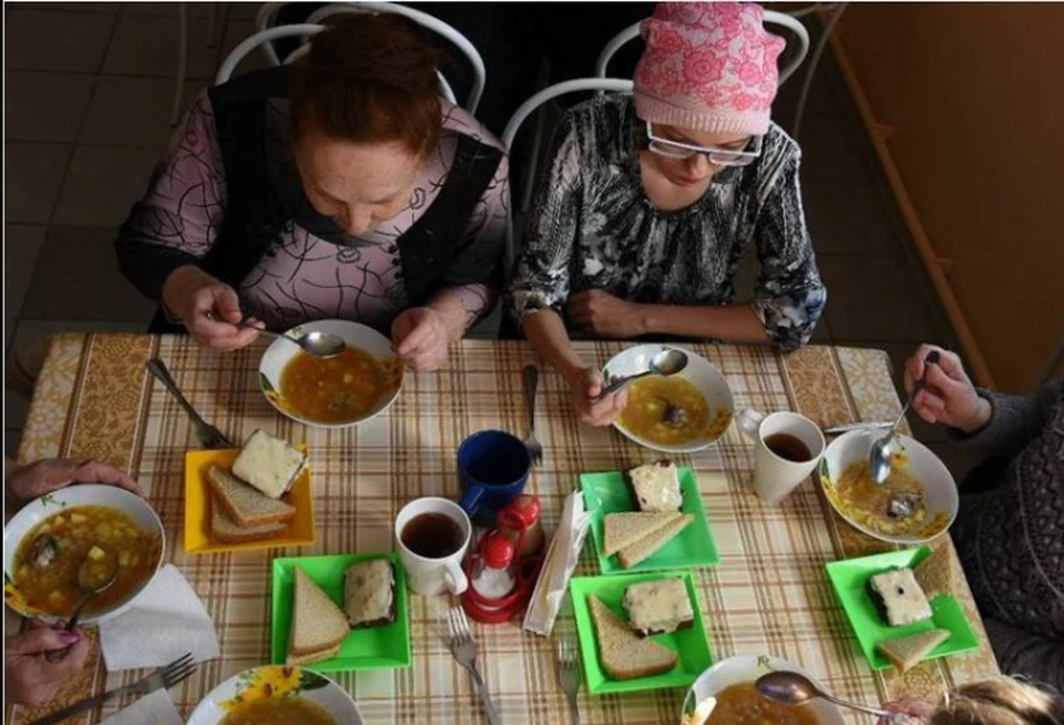 Чтобы накормить двух нуждающихся полноценным обедом, нужно порядка 100 рублей ФОТО: Омское отделение Благотворительной католической организации «Каритас»