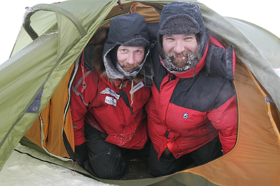 Полярные путешественники Матвей Шпаро и Борис Смолин преодолели более 1000 км