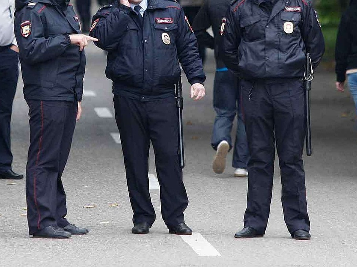 Дагестанский полицейский, жестоко избивший подростка, стал фигурантом  уголовного дела‍ - KP.RU