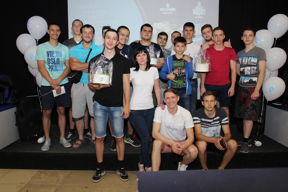 Участники и победители регионального чемпионата «Ростелекома» по World of Tanks. Фото: "Ростелеком".