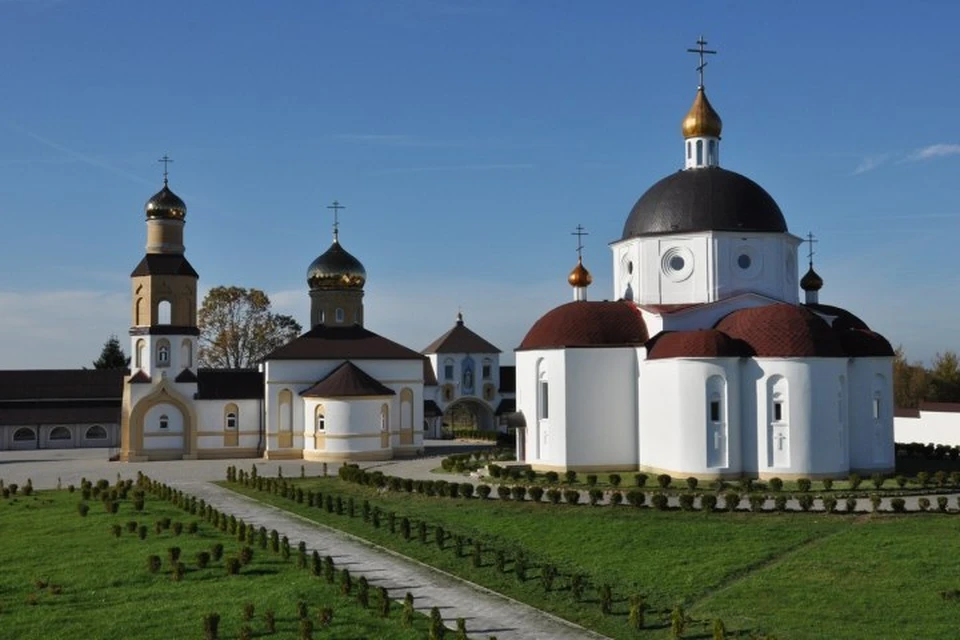 Свято-Елисаветинский женский монастырь находится в очень живописном месте на востоке Калининградской области. Фото с сайта монастыря.