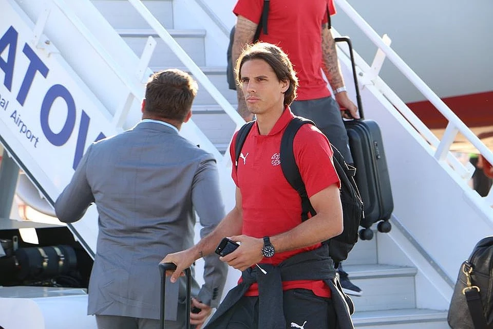 Футболисты сборной Швейцарии прилетели первыми. Фото: пресс-служба аэропорта "Платов".