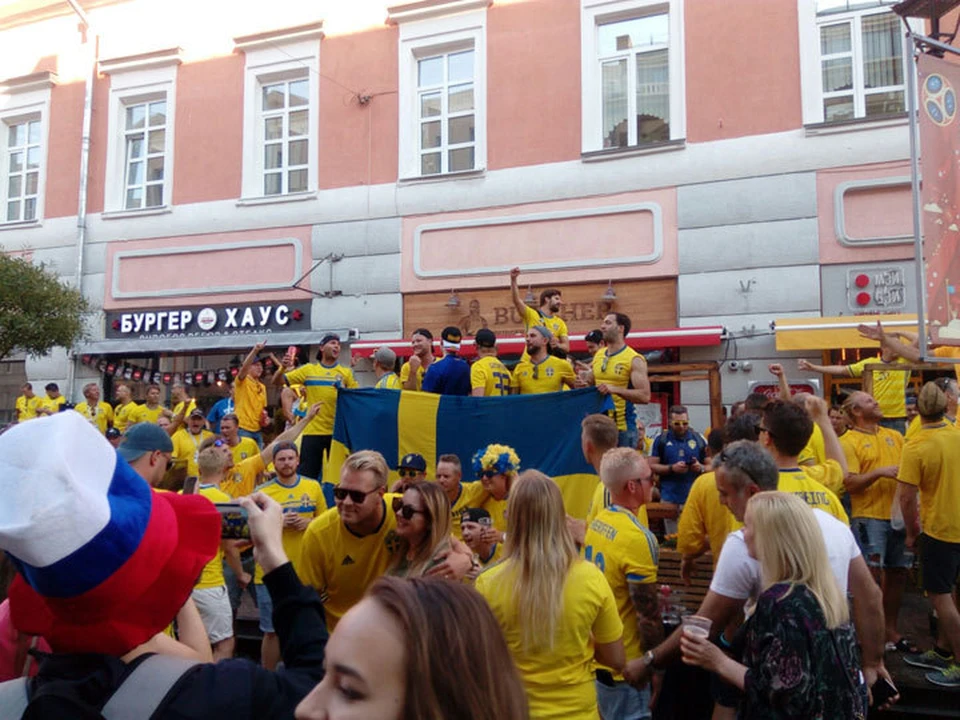 150 шведских болельщиков не попали на матч в Нижний Новгород