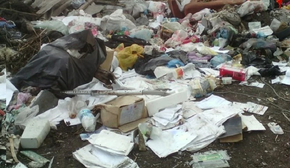 На фоне сообщения о гадком поле возле Кусково, несанкционированные свалки бытовых отходов кажутся "цветочками"