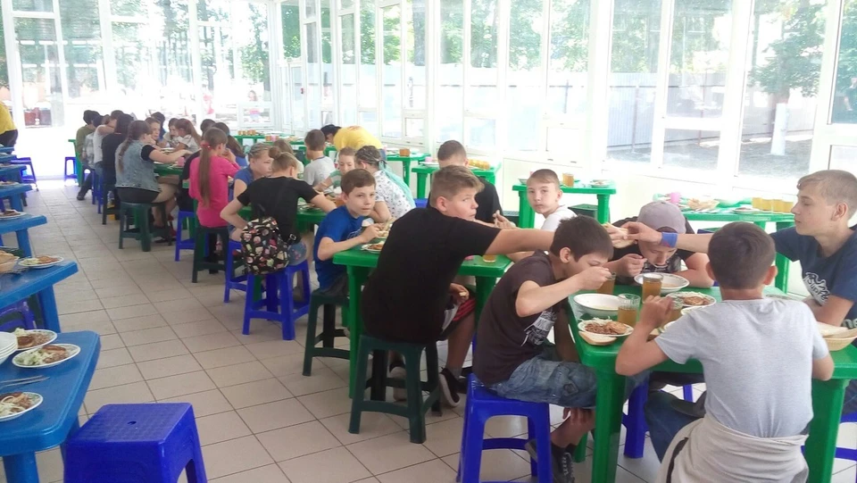 Фото: из архива лагеря. По словам детей, из меню больше всего им нравится белый хлеб.