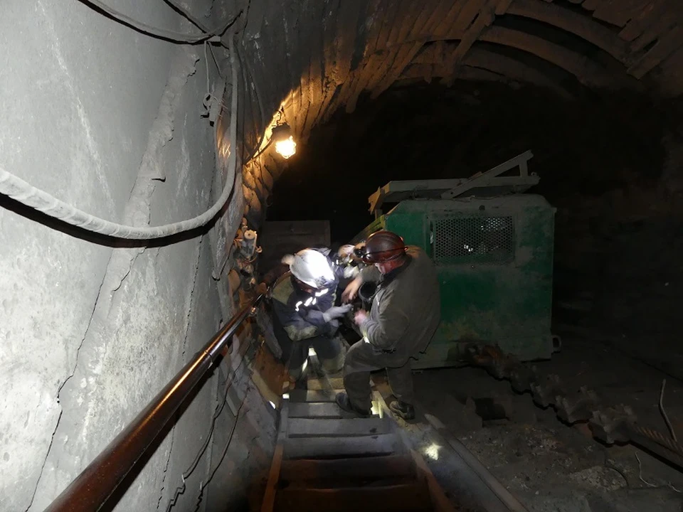 Попавшие под завал горняки оказались в разных уступах аварийной лавы. Фото: Министерство угля и энергетики ДНР