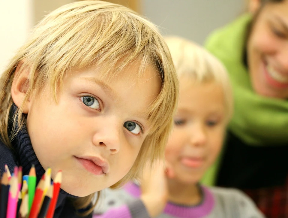 О том, как подготовить ребенка к школе дает советы практический детский психолог Ольга Анищенкова.