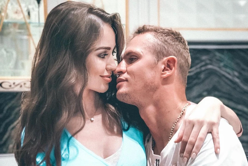 Анастасия и Дмитрий расписались 9 января этого года. Фото: Instagram\kostenko.94