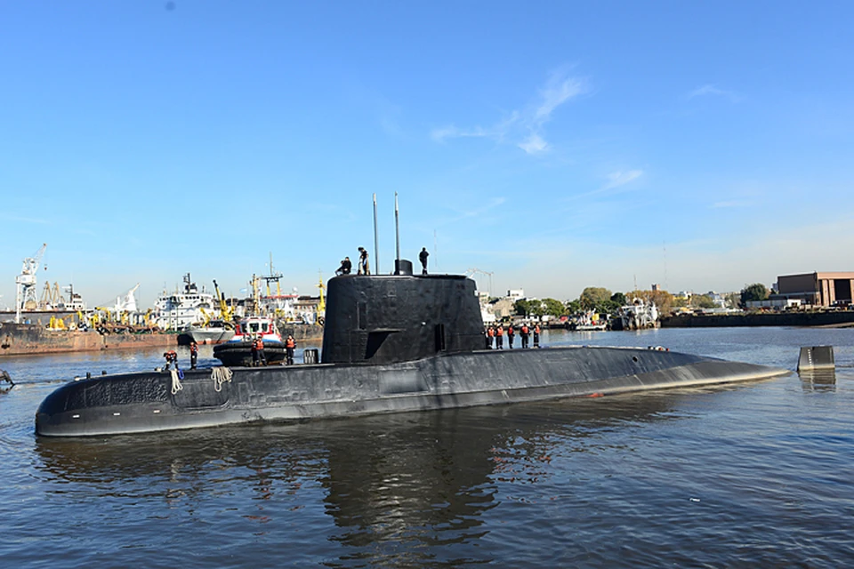 "Сан-Хуан" является 66-метровой дизель-электрической подводной лодкой, построенной на верфи фиpмы Thуssen и проданный Аргентине в 1985 году