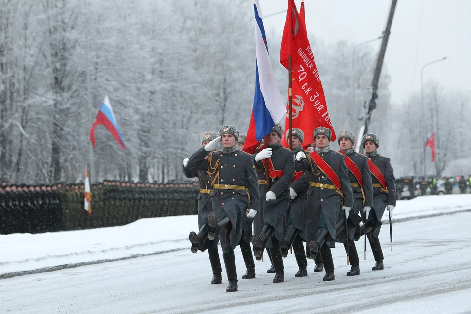 К 75-летию полного освобождения Ленинграда от блокады в городе готовят парад на Дворцовой площади.