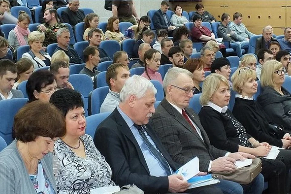 В конференции поучаствовали более 150 человек. Фото: предоставлено центром патриотического воспитания Новосибирской области.