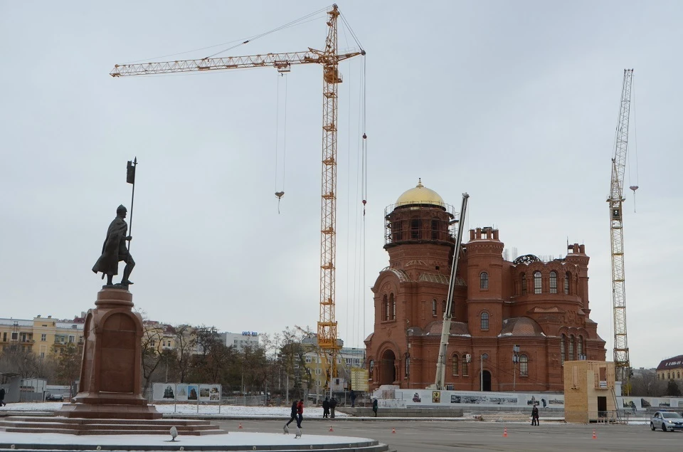 Теперь храм Александра Невского украшает один купол.