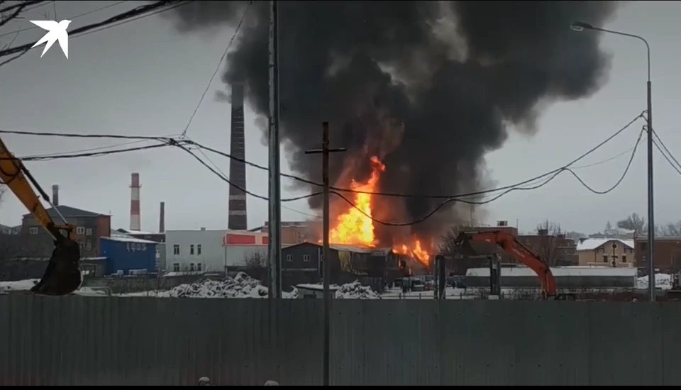 Пожар в Щелково едва не погубил одного человека Фото: кадр из видео