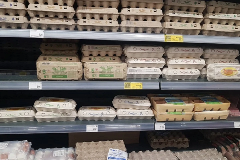 Спрос на яйца перед новым годом вырос в три раза.