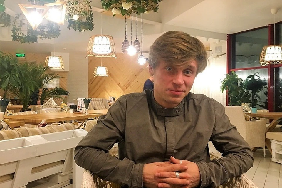 В Казань Александр приехал, чтобы встретиться с журналистами после пресс-показа картины "Елки. Последние"