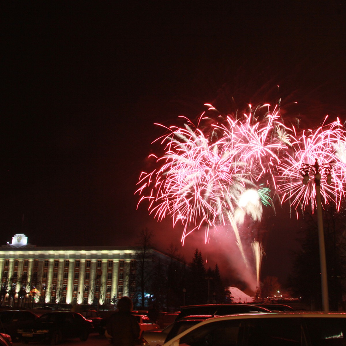 Салюты на Новый год 2019 в Барнауле - KP.RU