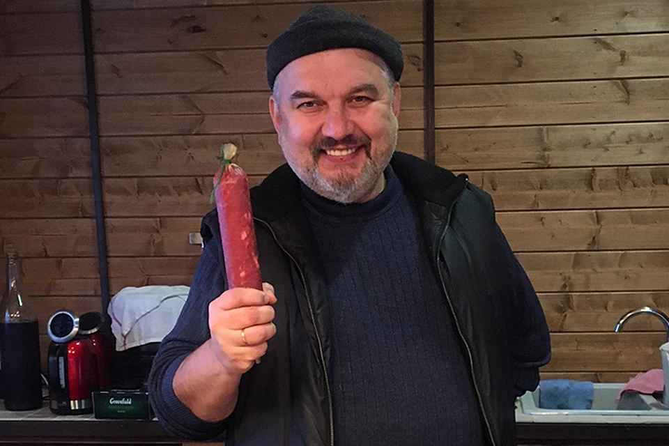 Иван Лахметкин бросил Москву, чтобы вдохновенно делать колбасу