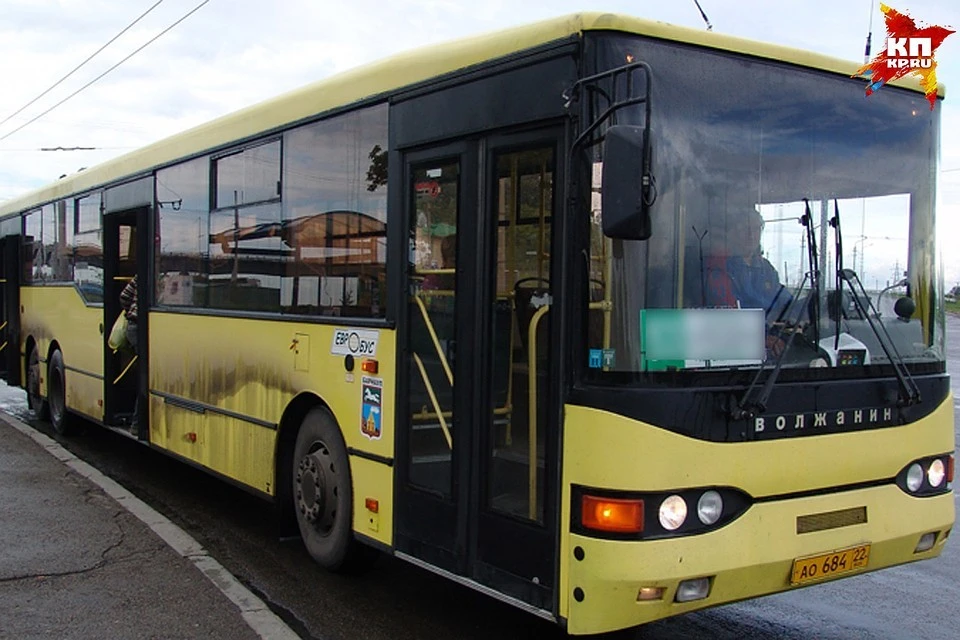 Общественный транспорт барнаул. Автобус. Автобус Барнаул. Барнаул транспорт автобусы. Барнаульский автобус.