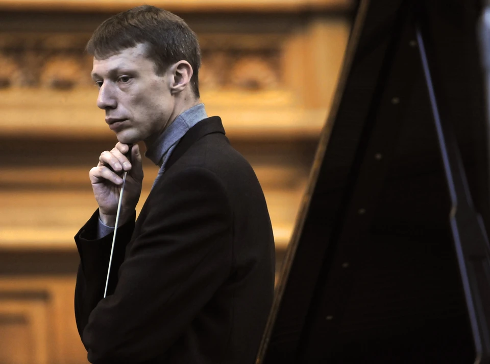 За дирижёрским пультом 9 февраля в Театре оперы и балета Коми предстанет главный дирижёр Вятского симфонического оркестра Константин Маслюк.