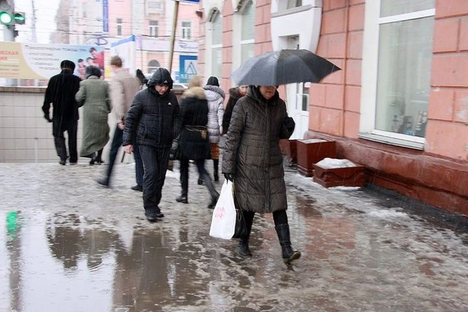 Днем будет около нуля градусов с похолоданием к концу дня.