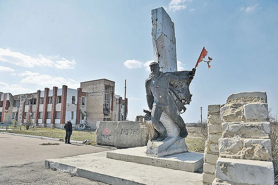 Самые несчастные и заброшенные места на Донбассе - там, где война побыла и ушла.