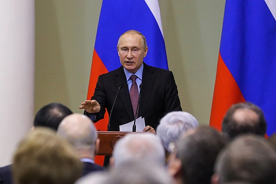 Владимир Путин утвердил критерии оценки эффективности губернаторов. Фото: Александр Демьянчук/ТАСС