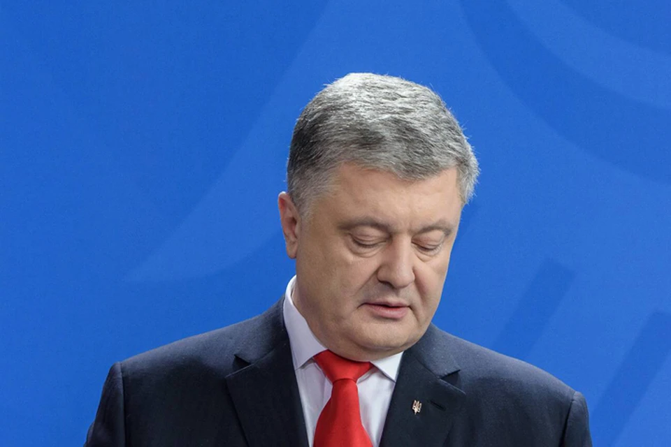 Досиживающий президентский срок Петр Порошенко решил оторваться на полную катушку.