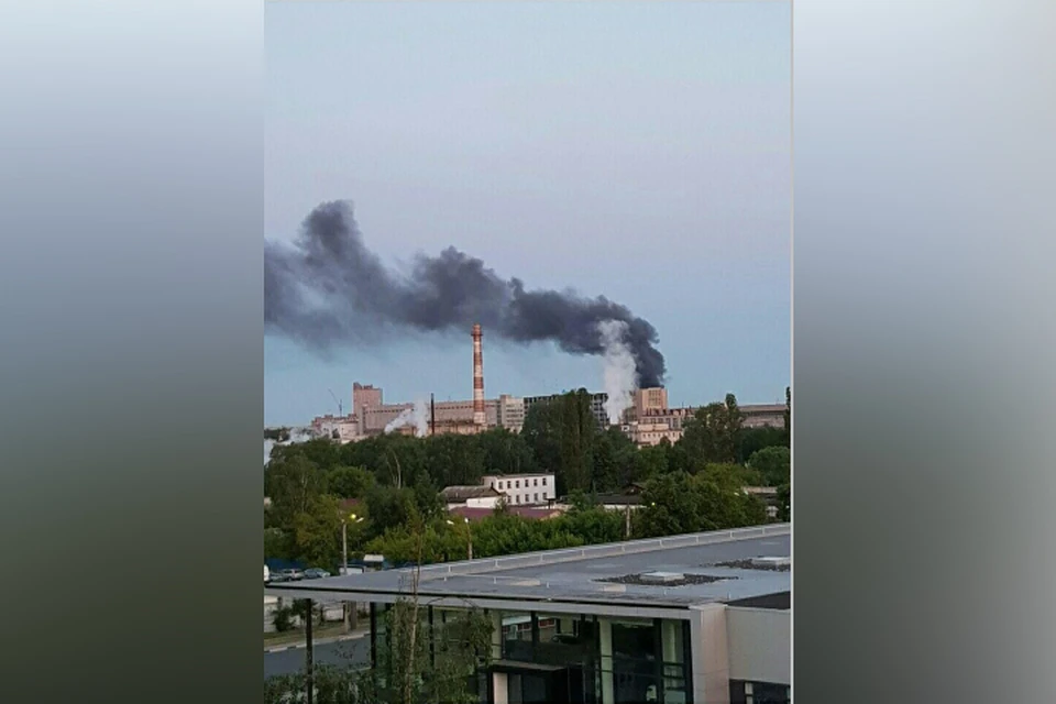Пожар возле ОКБМ в Нижнем Новгороде напугал местных жителей. Фото: паблик Нижний Новгород