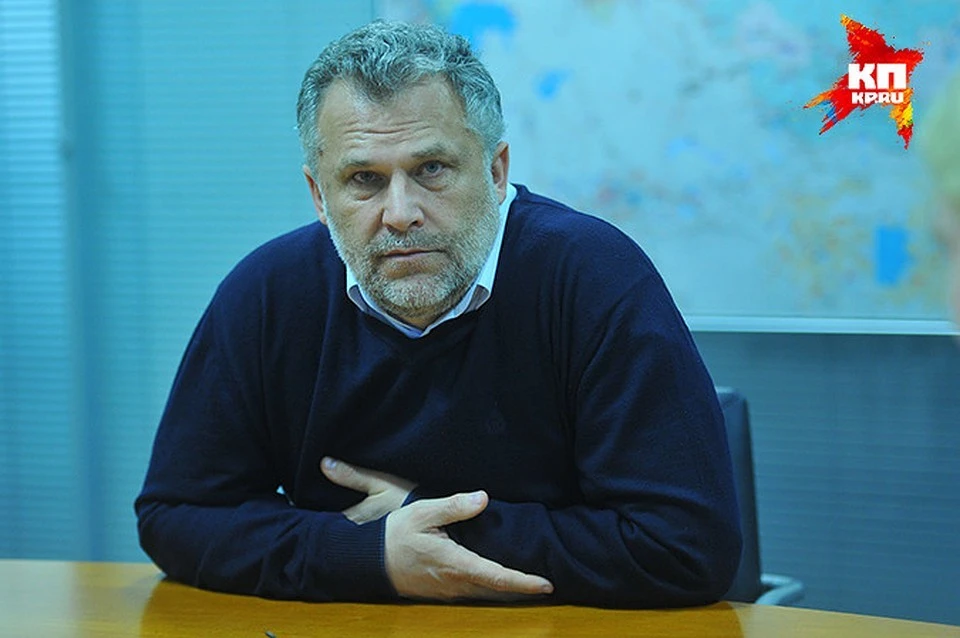 Алексей Чалый с 1 по 14 апреля 2014 года сам исполнял обязанности губернатора Севастополя.