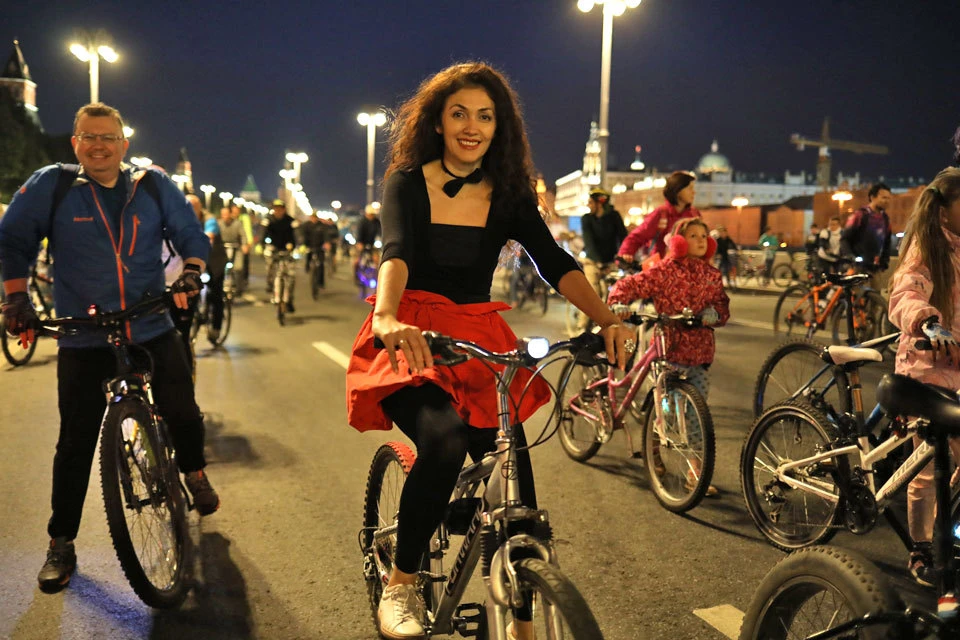 По Москве прокатился Ночной велофестиваль. Фото: пресс-служба ВТБ