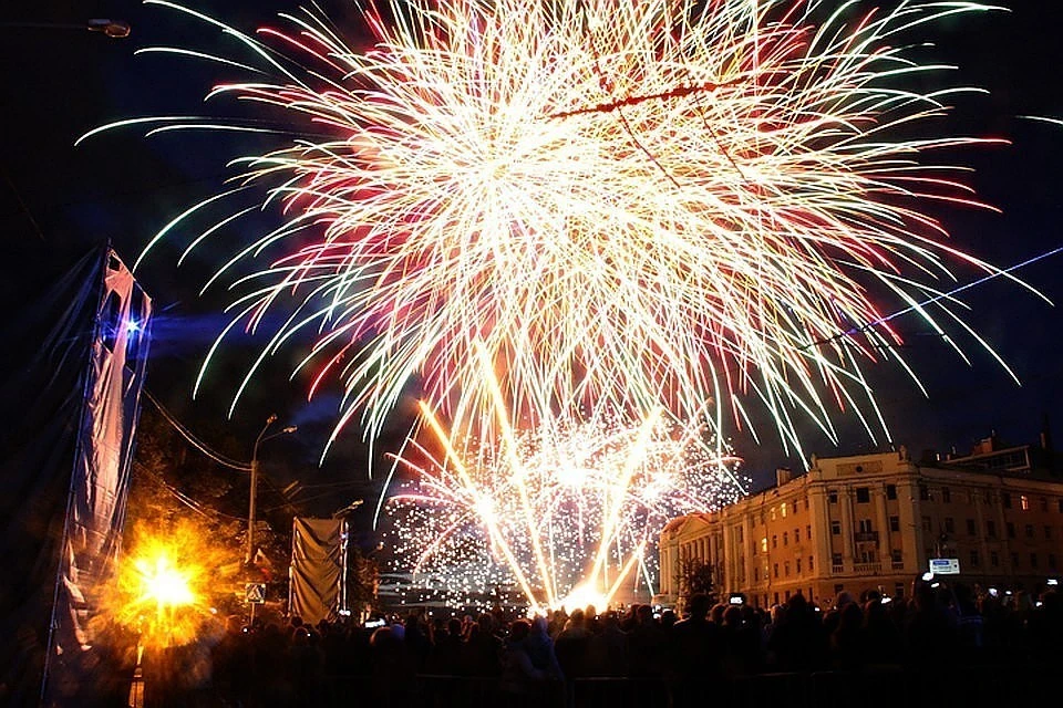 Салют на День города в 2019 году в Нижнем Новгороде: когда начнется и где посмотреть, площадки для запуска