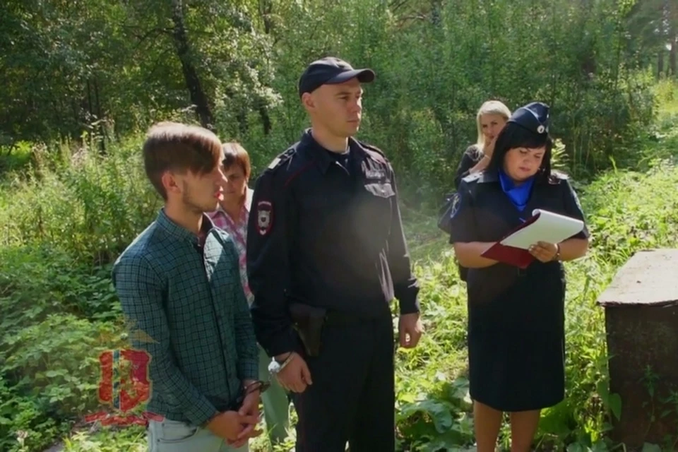 В Красноярском крае полиция задержала мародеров, обчищавших дома в Каменке. Стоп-кадр видео