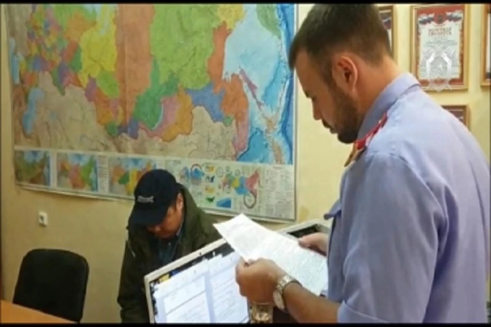Подозреваемый грозился не принять выполненные работы подрядчика.