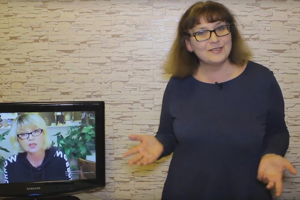 В новом выпуске "Училки" первой к доске пошла актриса и телеведущая Юлия Меньшова.